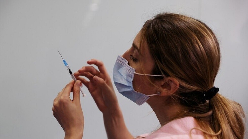 إسرائيل توسع حملة التطعيم ضد كوفيد-19 لتشمل المراهقين من 12 وحتى 16 عاما