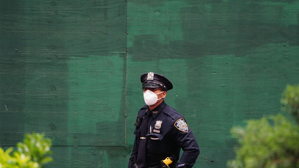 الولايات المتحدة.. إلزام عناصر الشرطة بوضع كاميرات خلال تنفيذ اعتقالات