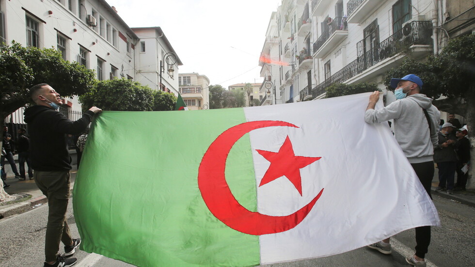 الجزائر.."الصمت الانتخابي" يبدأ عند منتصف الليل