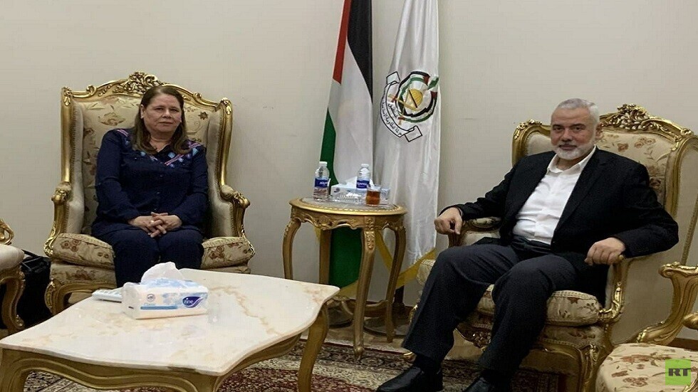 هنية يستقبل زوجة الأسير مروان البرغوثي في القاهرة
