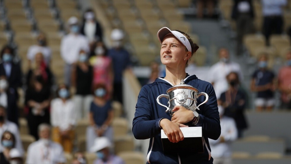 التشيكية كريتشيكوفا تدخل تاريخ