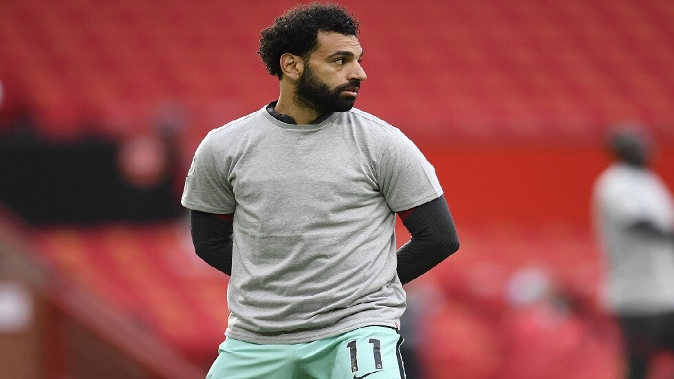 صلاح يضطر لحذف صورة له في "تويتر" بعد تعرضه لوابل من الانتقادات (صورة)