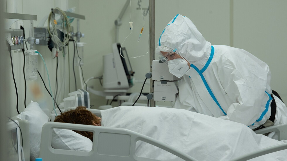 الإصابات اليومية بكورونا في روسيا تتخطى الـ14 ألفا ونصفها في موسكو