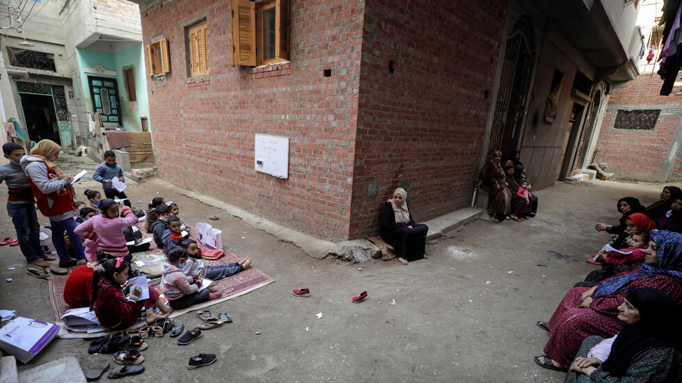 الصحة المصرية تحسم جدل تطعيم الحوامل والأطفال باللقاح المضاد لكورونا