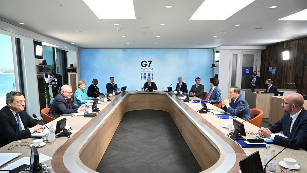 مجموعة "G7" تلتزم بتوفير مليار جرعة من اللقاحات ضد فيروس كورونا