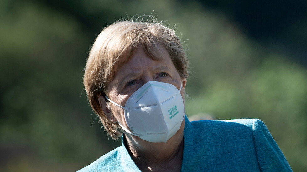 ميركل: سيتم توزيع 2,3 مليار جرعة من لقاح كورونا بين الدول النامية