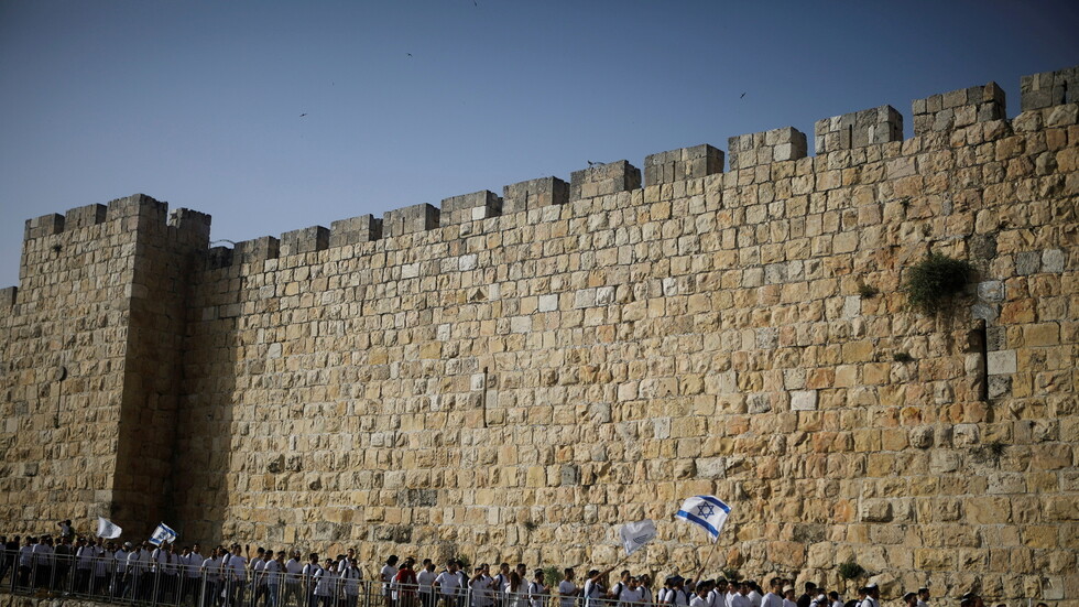 الحكومة الإسرائيلية الجديدة توافق على مسيرة للقوميين اليهود في القدس