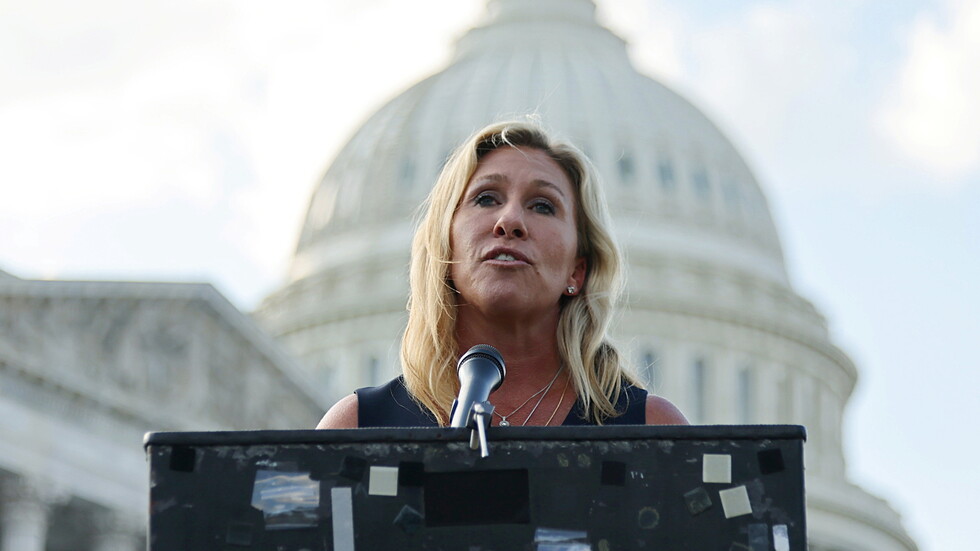 دعوات جمهورية لإقالة فاوتشي من منصبه