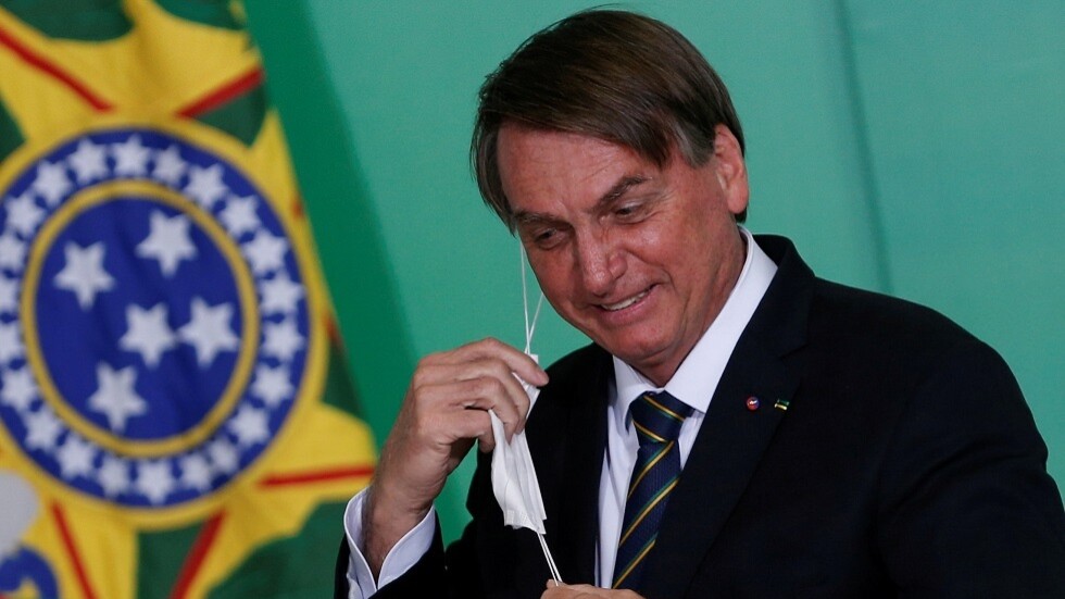 الرئيس البرازيلي يهدد باستخدام حق النقض ضد مشروع قانون بشأن "جواز سفر كوفيد-19"