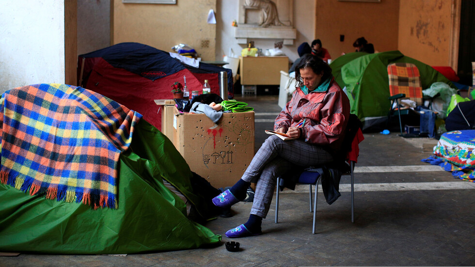 إيطاليا تسجل معدل فقر قياسي منذ العام 2005