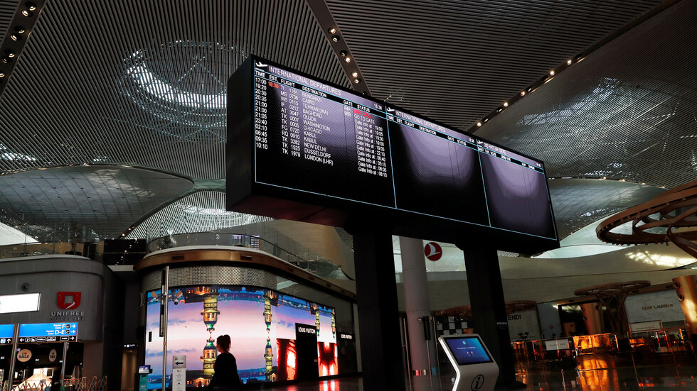 أردوغان يرحب بقرار روسيا رفع قيود السفر إلى تركيا