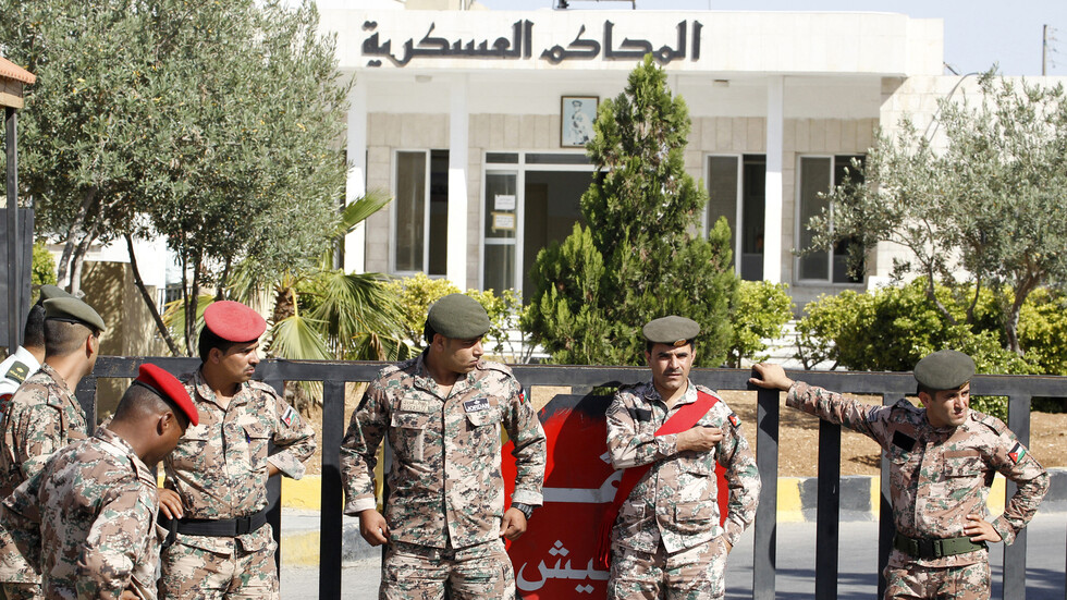 الأردن.. بدء المحاكمة في 