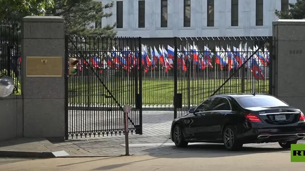 سفير روسيا لدى واشنطن يعود إلى الولايات المتحدة