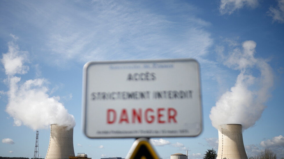 توقعات بخفض إنتاج الطاقة إثر احتجاجات على الإصلاح النووي في فرنسا