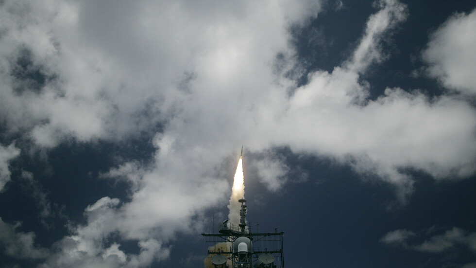 الولايات المتحدة تبدأ في تركيب أنظمة الدفاع الصاروخي "إيجيس آشور" في بولندا