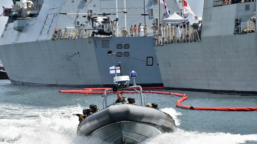 تعليق الدفاع البريطانية حول حادث مدمرة Defender في القرم