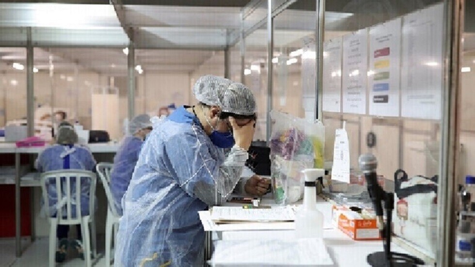 البرازيل تسجل زيادة قياسية في إصابات كورونا اليومية