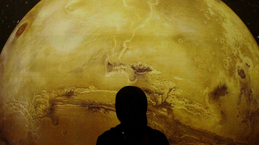 الاستخبارات الأمريكية تعتبر  الأجسام الفضائية المجهولة تهديدا محتملا للأمن القومي