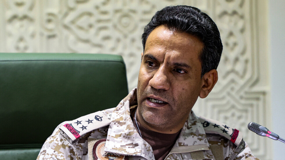 التحالف العربي يعلن اعتراض وتدمير صاروخ بالستي أطلقه الحوثيون باتجاه مدينة نجران