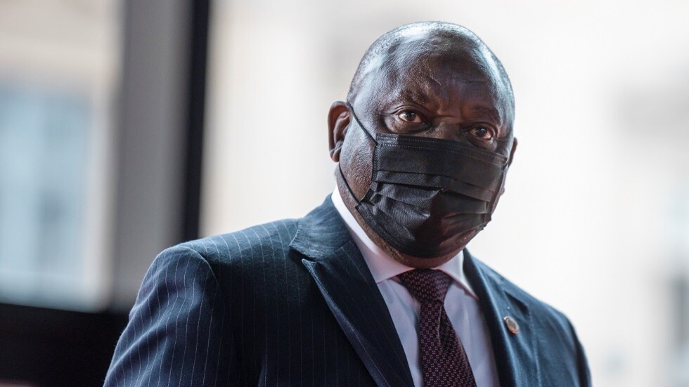 جنوب إفريقيا تشدد قيود احتواء كورونا إثر انتشار سلالة "دلتا"