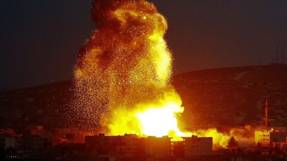 مراسلنا: 4 قتلى بالقصف الأمريكي الذي طال فصيلا عراقيا على الحدود مع سوريا