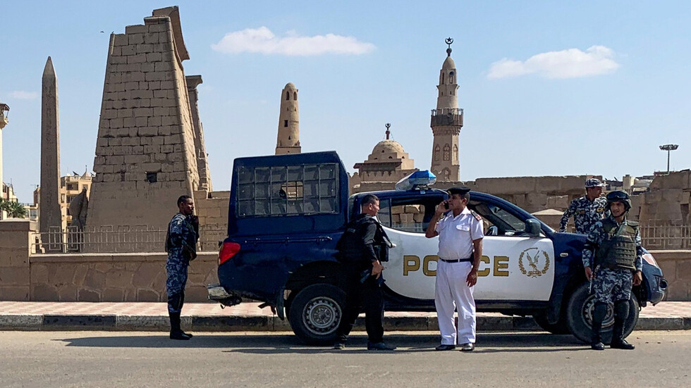 مصر..النيابة العامة تعلن القبض على مصريين وفرنسي في واقعة تهريب القطع الأثرية