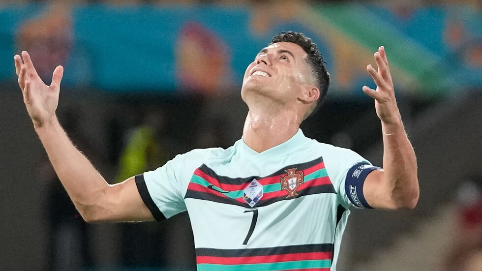 رونالدو يعزز 