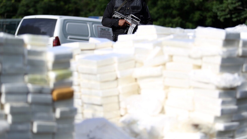 الجزائر.. إحباط محاولة إدخال نحو 500 كيلوغرام من الكوكايين إلى مدينة وهران