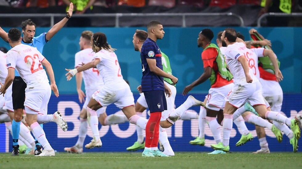 بالفيديو.. مبابي يهدر ركلة ترجيحية ويطيح بمنتخب 