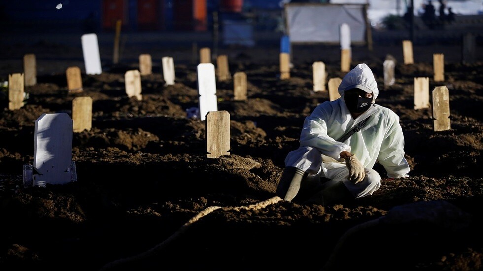 الصليب الأحمر: وضع كورونا في إندونيسيا يقترب من "الكارثة"