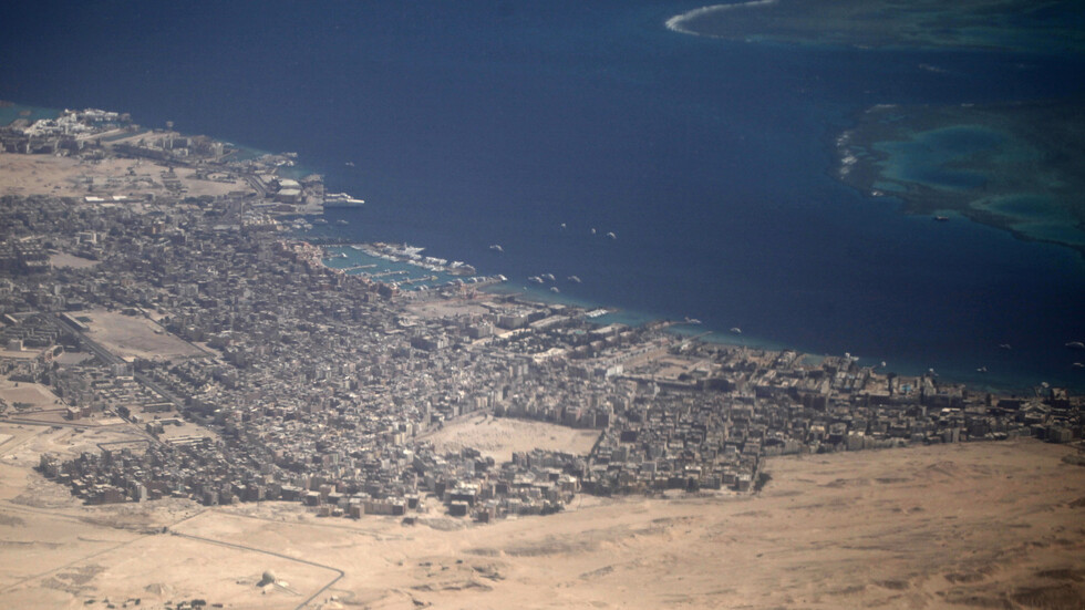 النيابة المصرية تصدر قرارا حول المتهمين بالاستيلاء على أراض لأمراء سعوديين