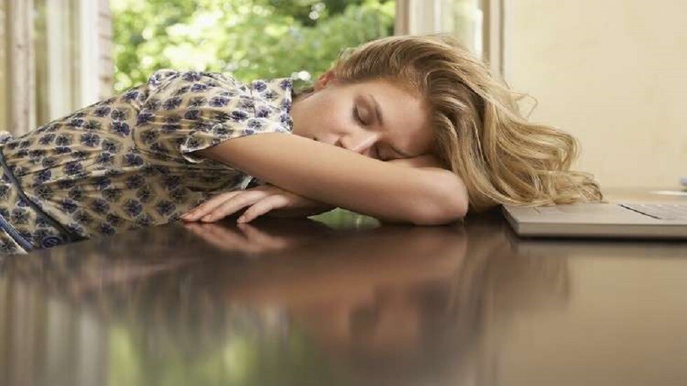 ماذا نفعل عند الشعور بالنعاس بعد الأكل؟