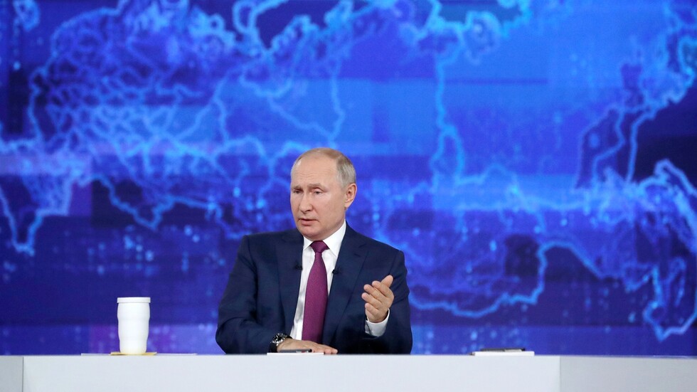 بوتين استبعد نشوب حرب عالمية ثالثة حتى لو تم إغراق المدمرة البريطانية