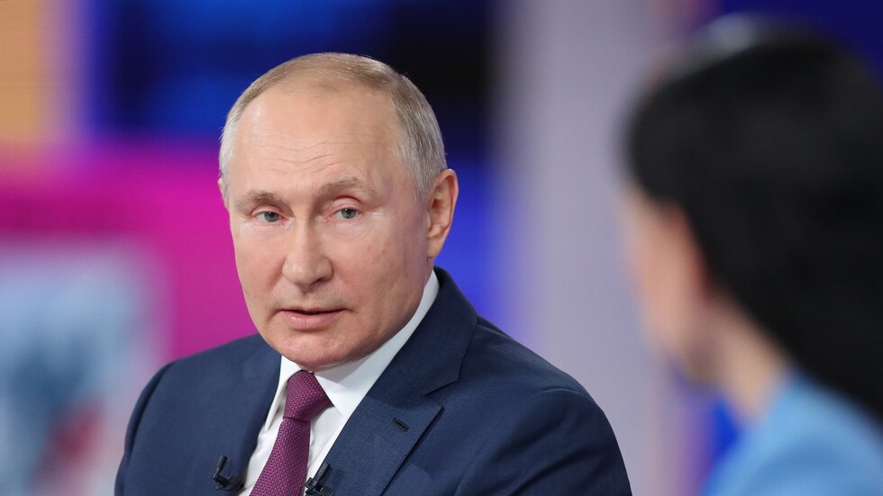 بوتين: يلتسين لم يسلم لي مقاليد الحكم ومسؤوليتي إعطاء توصيات لمرشحين مستقبليين لرئاسة روسيا