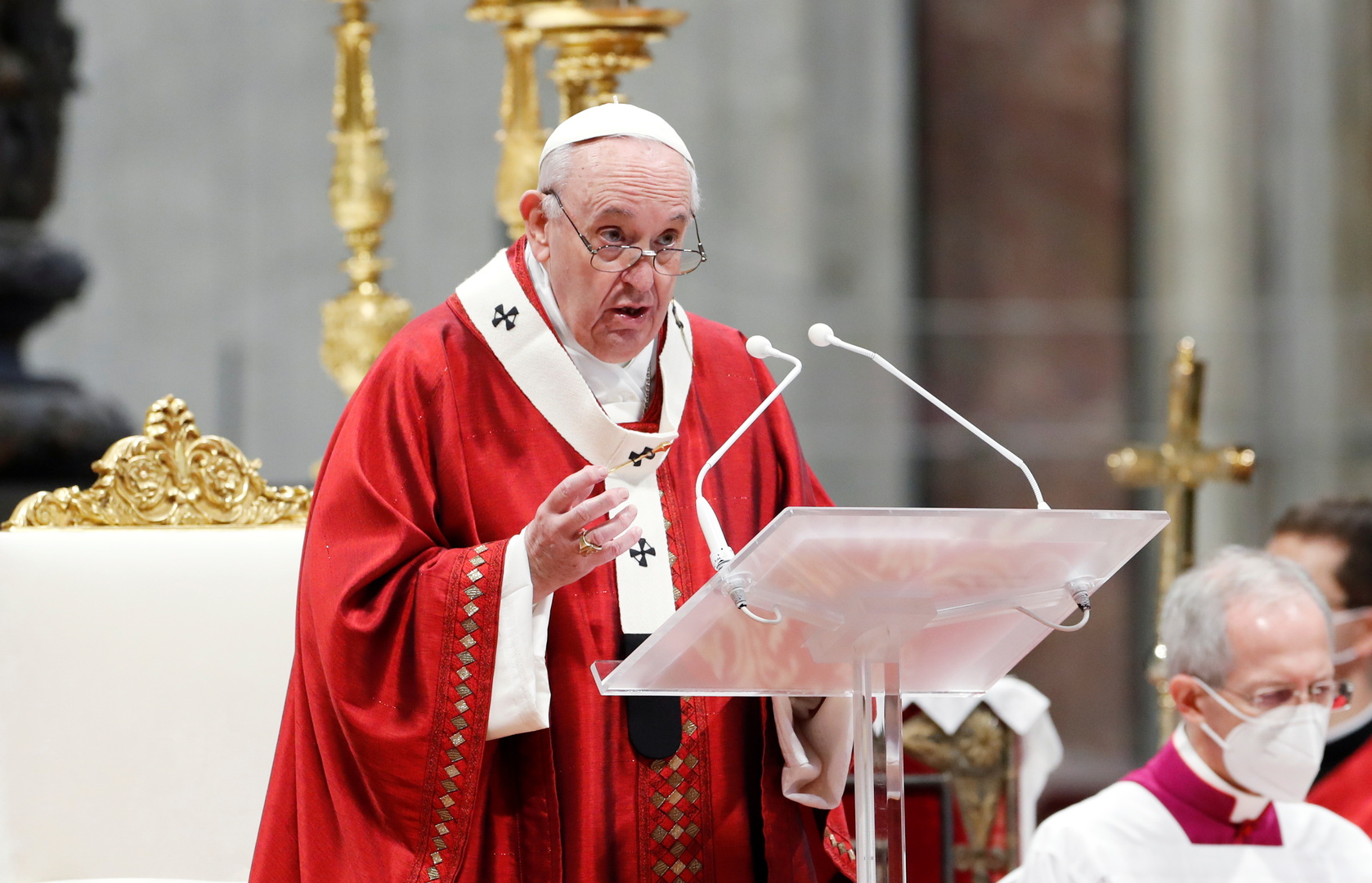 البابا فرنسيس يصدر أكبر تعديل في الكنيسة الكاثوليكية منذ 40 عاما لمكافحة التحرش بالأطفال