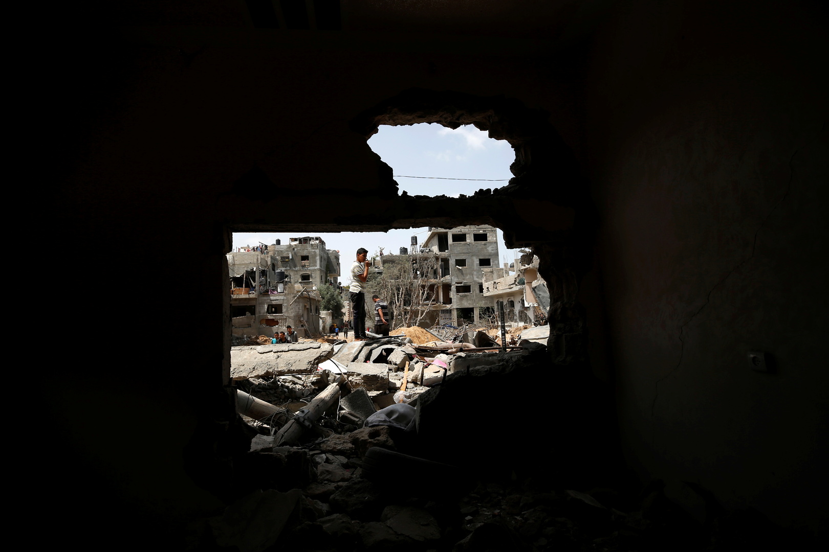 سقوط قتيلين جراء انفجار في موقع تابع للمقاومة الفلسطينية في غزة