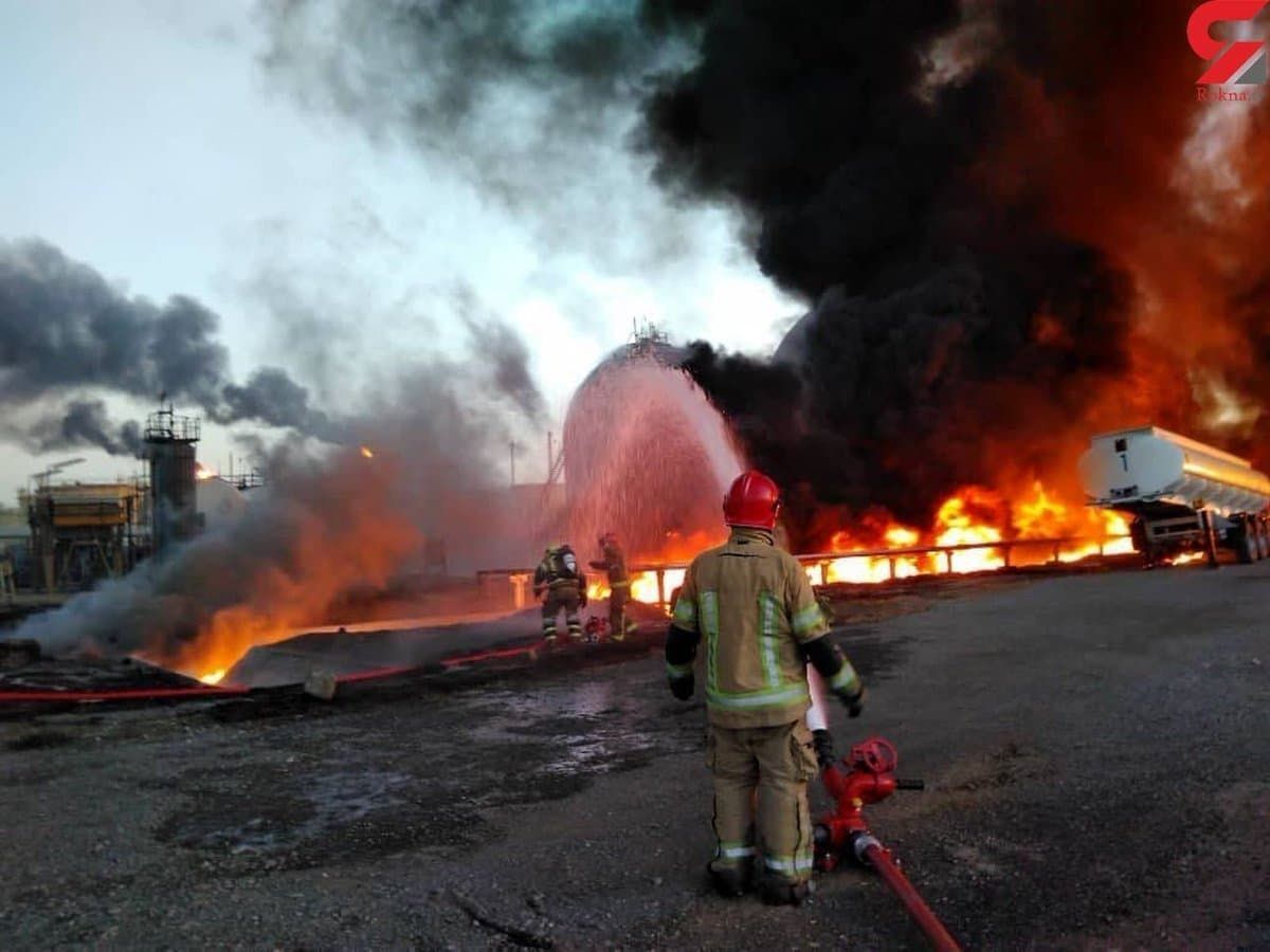 В результате пожара на Ухтинском НПЗ есть погибшие и пострадавшие