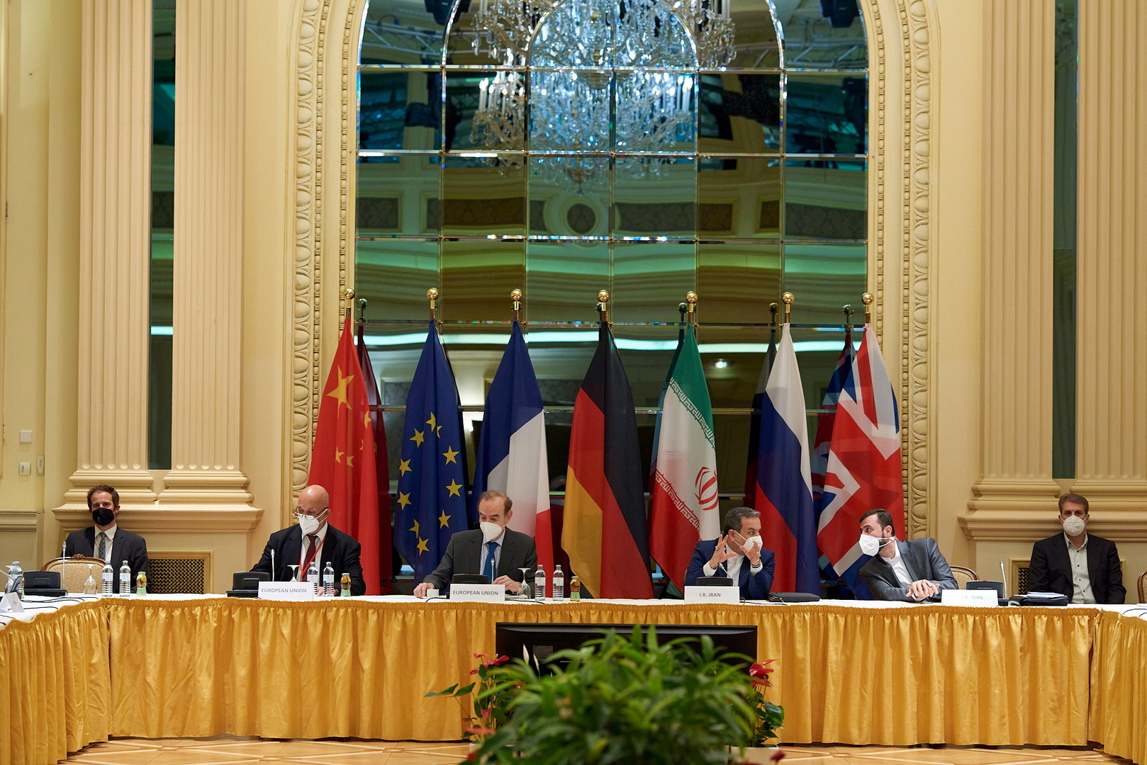 رويترز: مسؤول أوروبي يتوقع التوصل لاتفاق مع إيران خلال الجولة المقبلة من محادثات فيينا