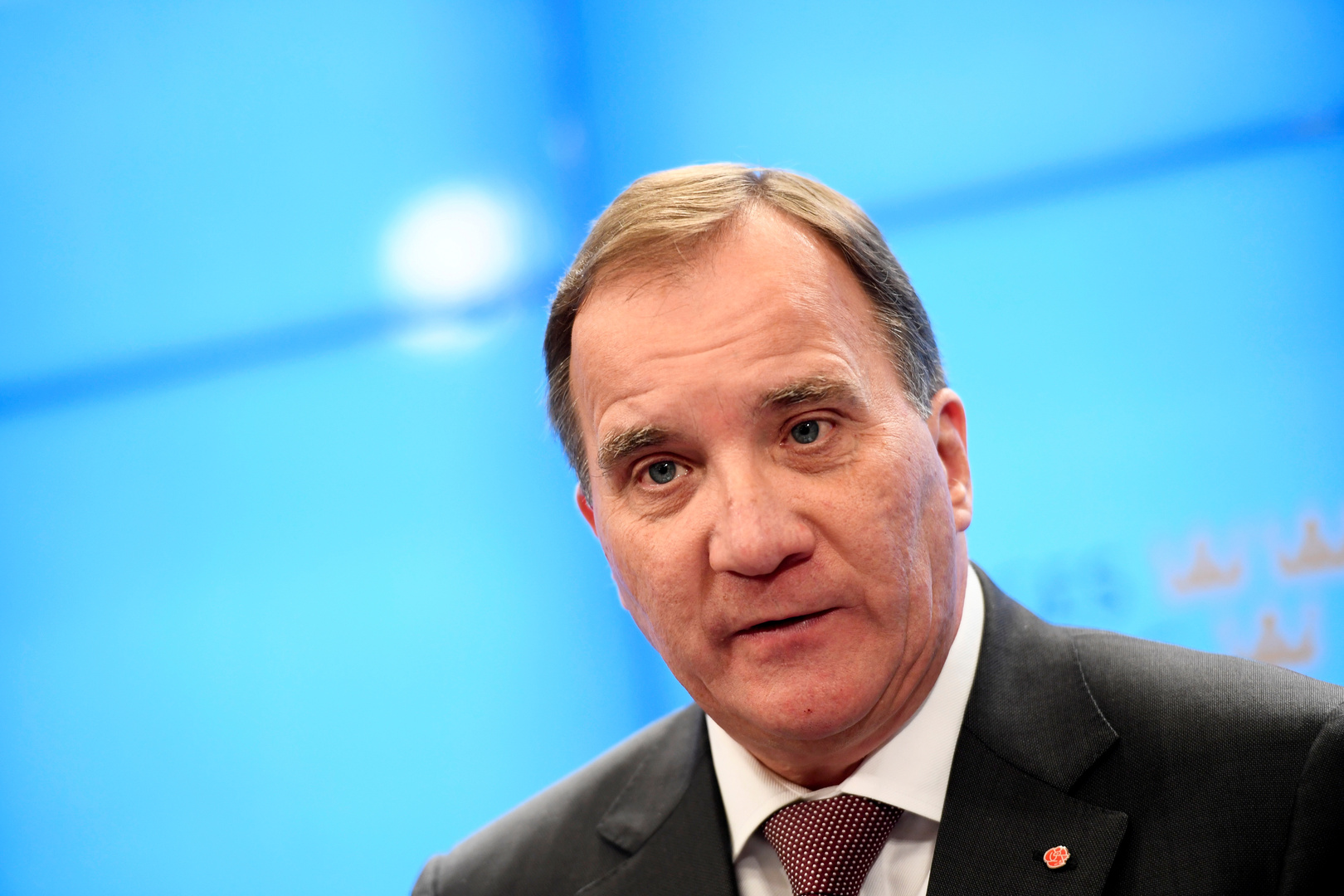 رئيس الوزراء السويدي يقول إنه سيستقيل أو يدعو للانتخابات إذا خسر التصويت بحجب الثقة