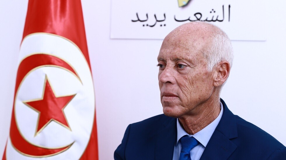 الرئيس التونسي: لن أحاور من نهبوا مقدرات الشعب  (فيديو)