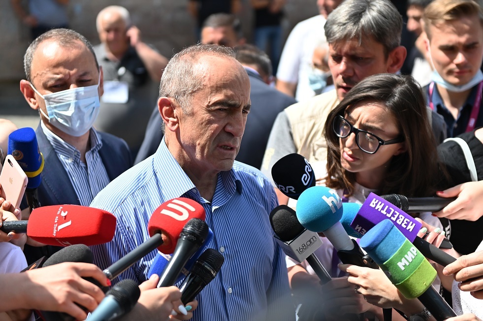 كتلة كوتشاريان لم تعترف بنتائج الانتخابات في أرمينيا