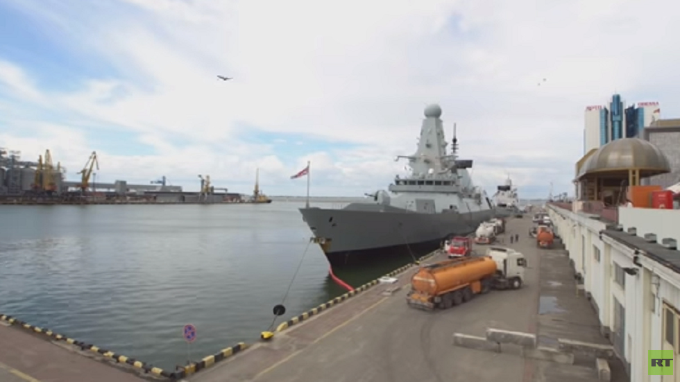أوكرانيا وبريطانيا تتفقان على بناء سفن حربية