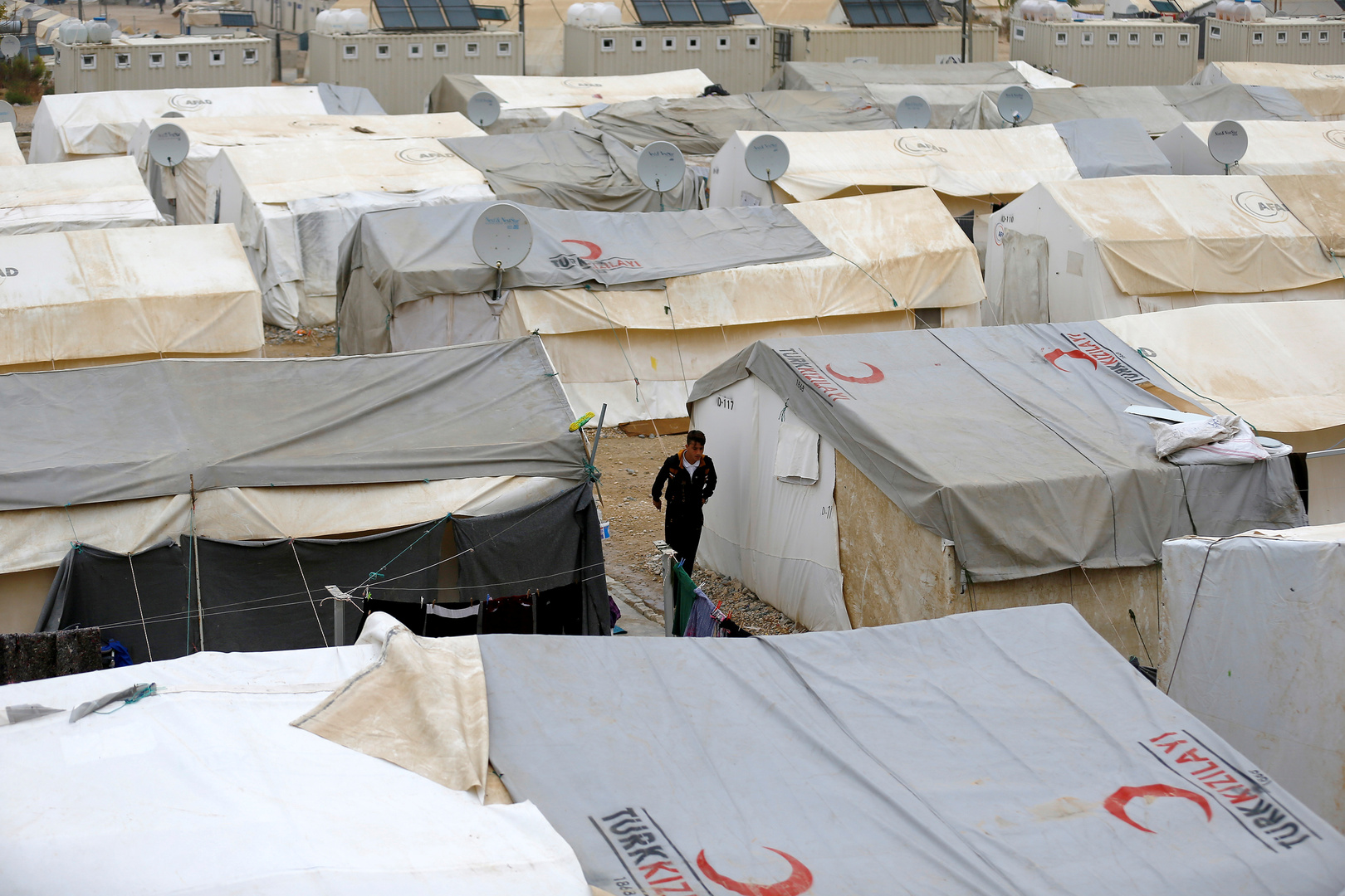 الاتحاد الأوروبي يبحث منح تركيا 3.5 مليار يورو لتمويل استضافة لاجئين