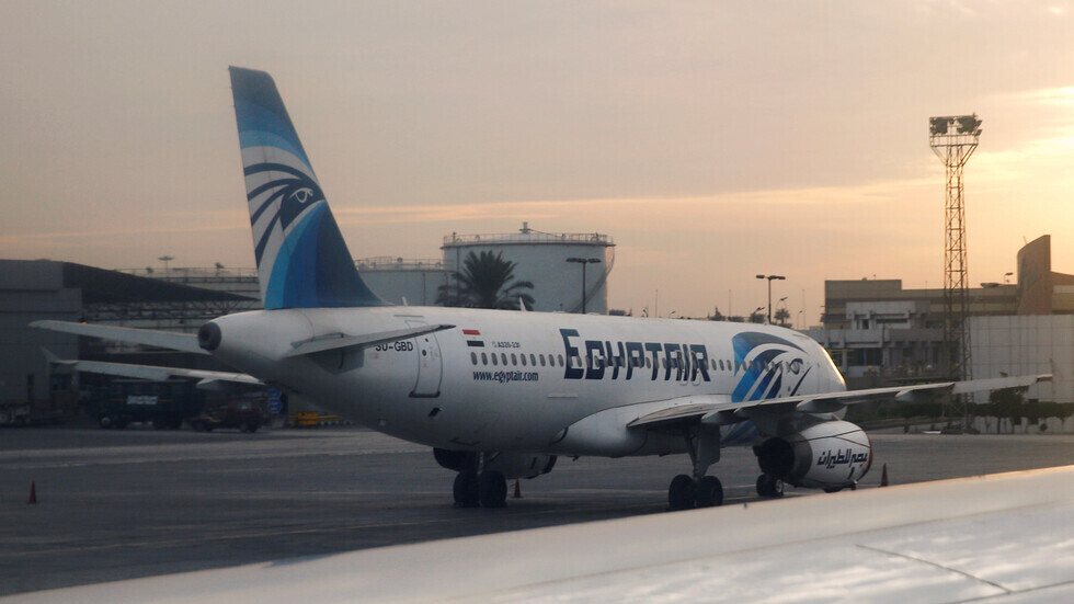 مصر للطيران تصدر بيانا للعملاء القادمين إلى البلاد