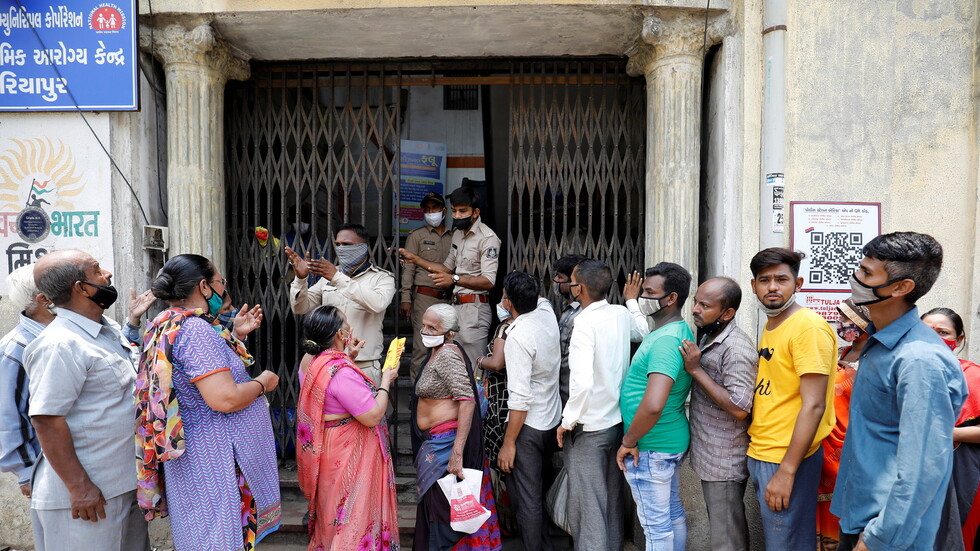 الهند.. وفيات كورونا تتجاوز 400 ألف وتحذيرات من متحور "دلتا بلس"