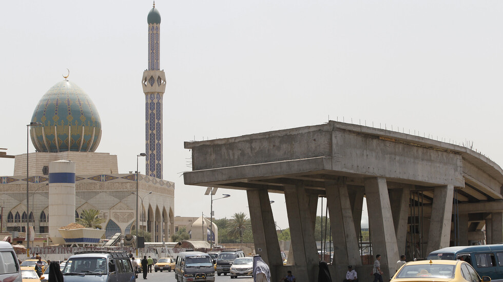 الكاظمي يأمر بتشكيل خلية برئاسته لحل أزمة الكهرباء في العراق