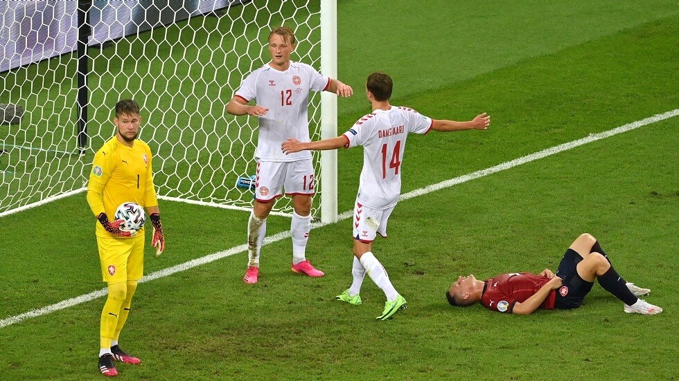 الدنمارك تتغلب على التشيك وتتأهل إلى نصف نهائي أمم أوروبا (فيديو)