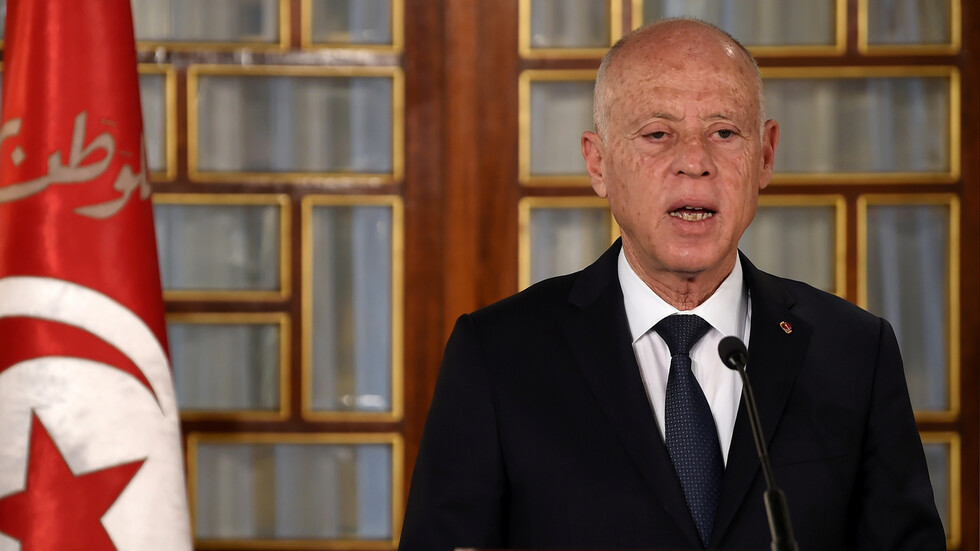 قيس سعيد: بلادنا في حالة 