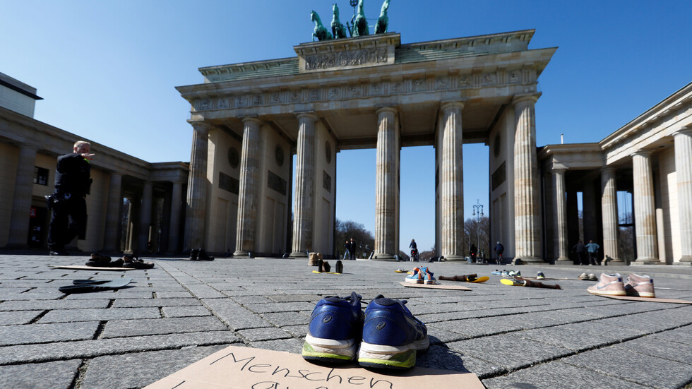 دعوات في ألمانيا والنمسا لترحيل لاجئين سوريين وأفغان خطيرين إلى بلدانهم