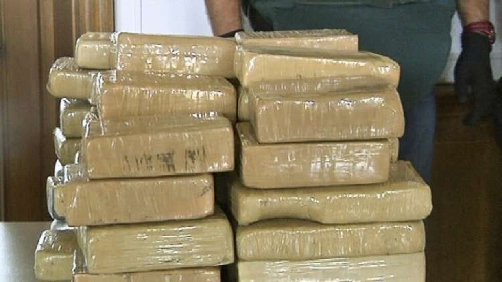 المغرب.. إحباط تهريب شحنة من مخدر "الشيرا" واعتقال سائق يحمل جنسية أوروبية